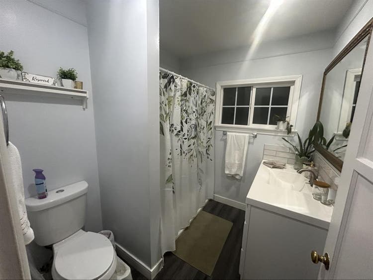 Room for Rent in 2-Bedroom Duplex