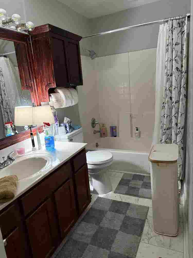 Room inc.  WiFi/Water/Trash/Sewerr