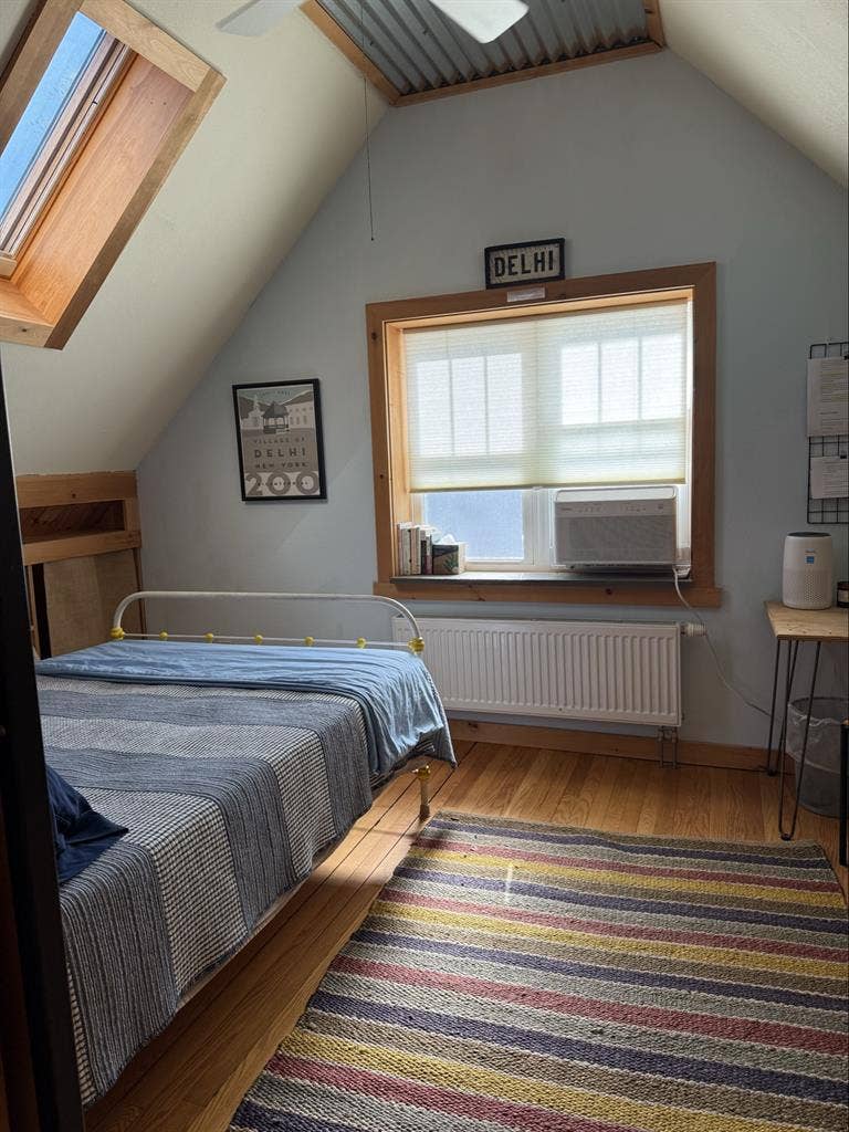 Private Bedroom w/small house-share