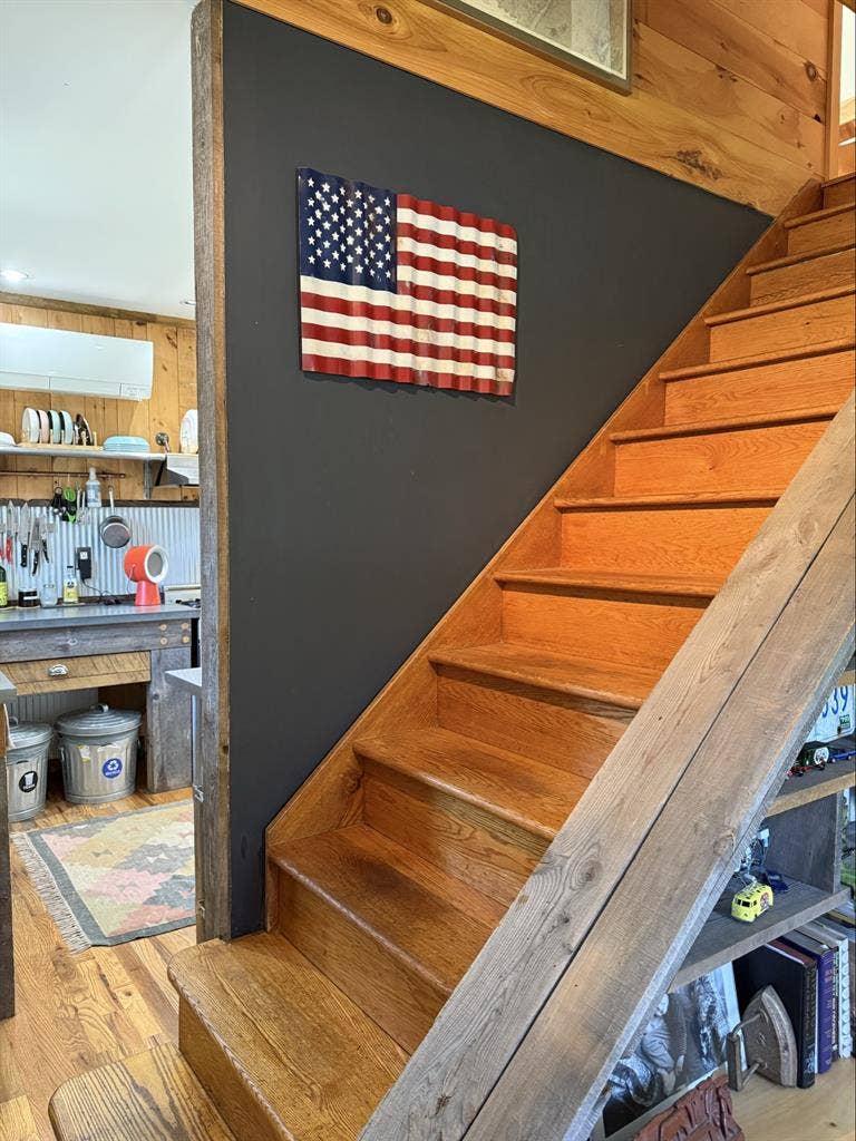 Private Bedroom & Small House Share