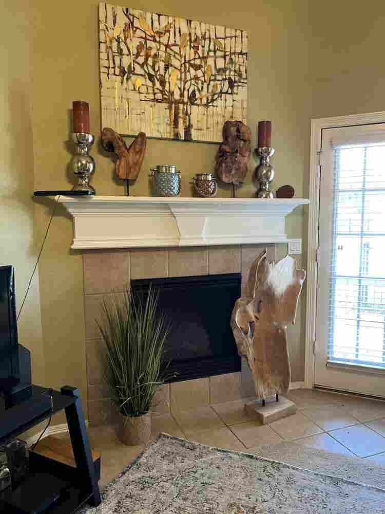 Beautiful Townhome -Gated Community
