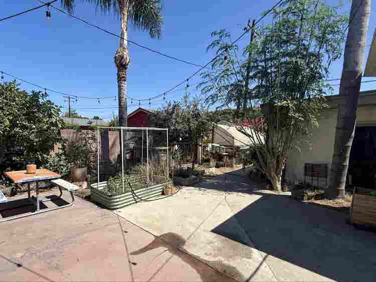 Cozy Long Beach Home – Room Open