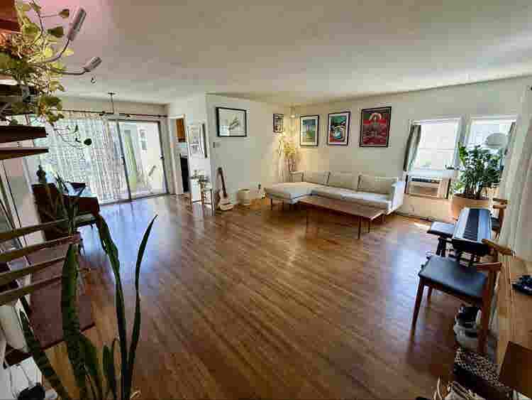 Cozy Long Beach Home – Room Open