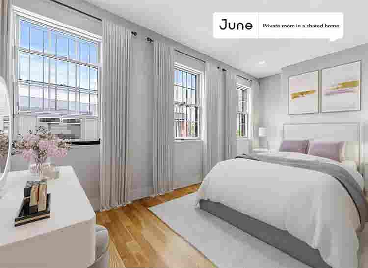 3 BR in New York City