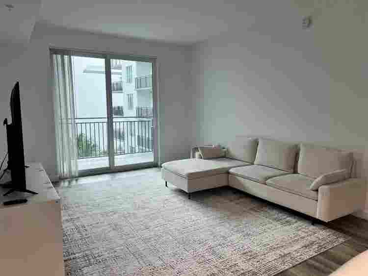 Master room for rent