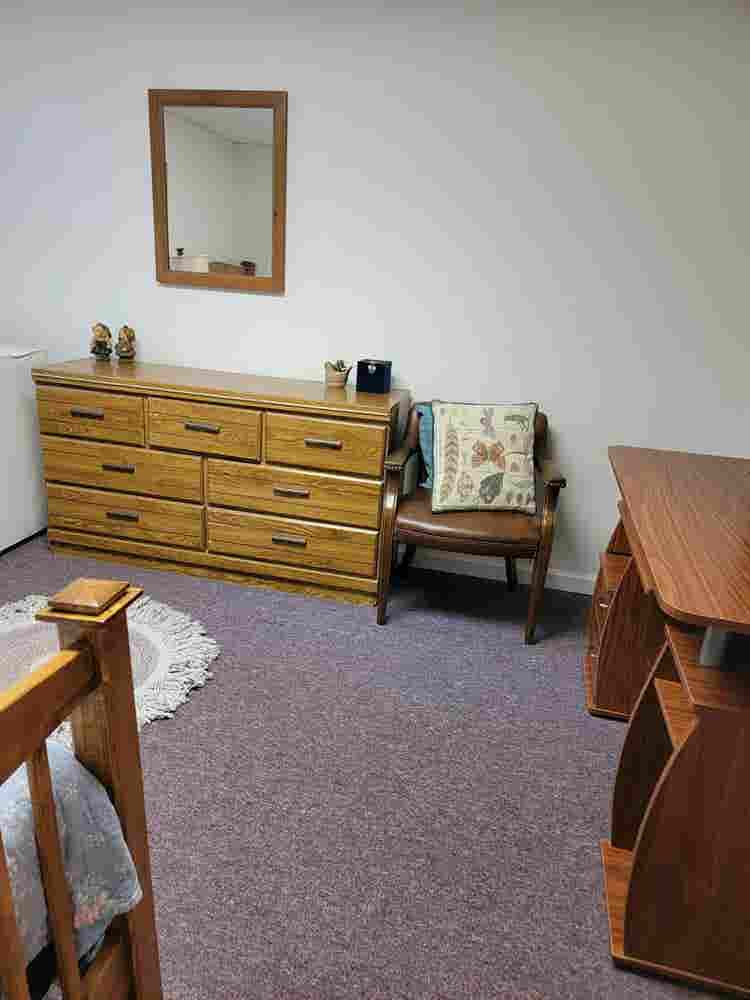 Private, Furnished BD/BA! !