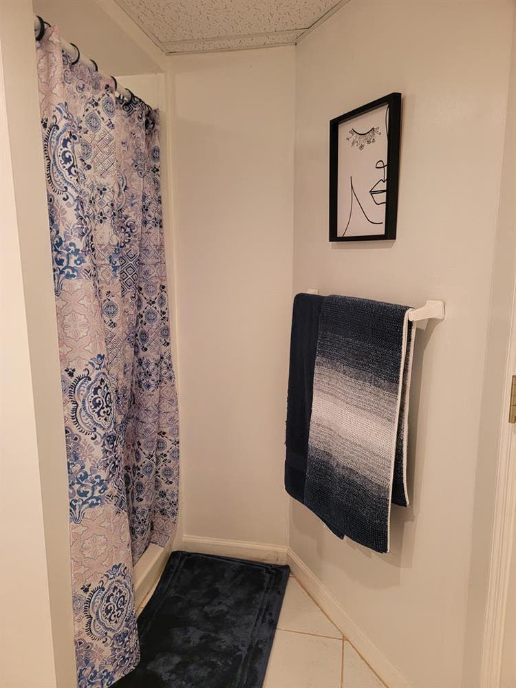 Private, Furnished BD/BA! !