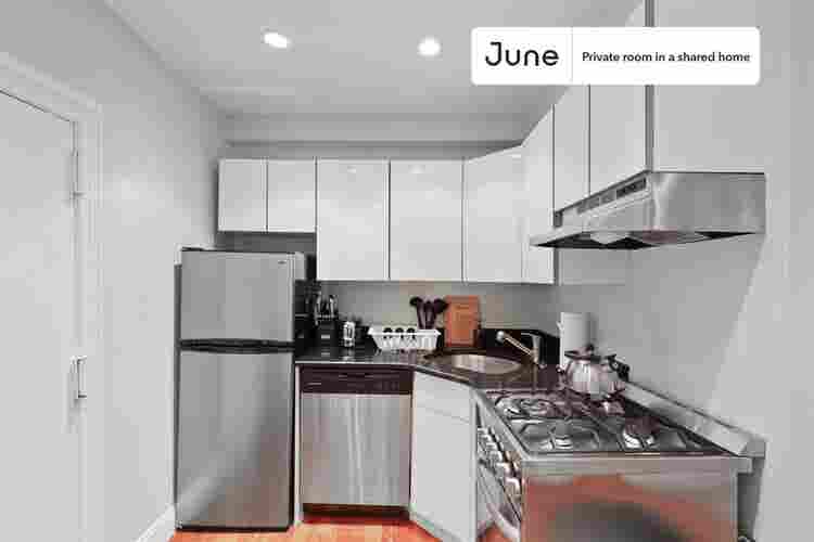2 BR in New York City