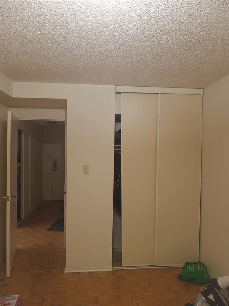 Private room in downtown toronto