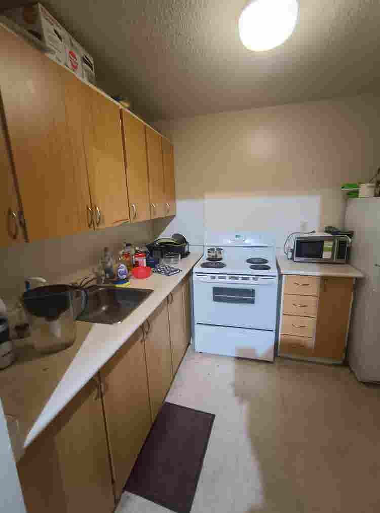 Private room in downtown toronto