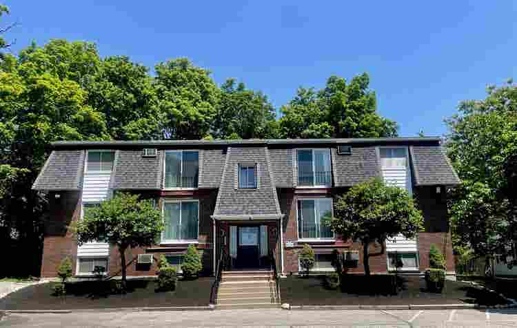 Renovated apartment for rent!