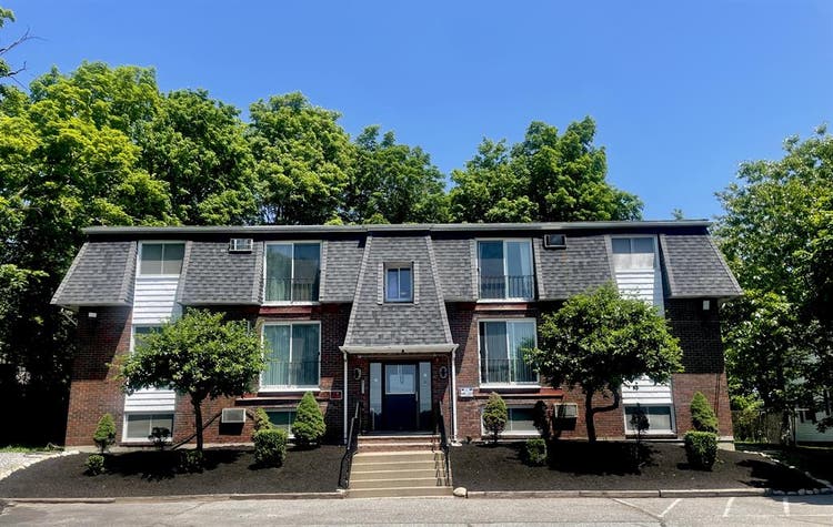 Renovated apartment for rent!