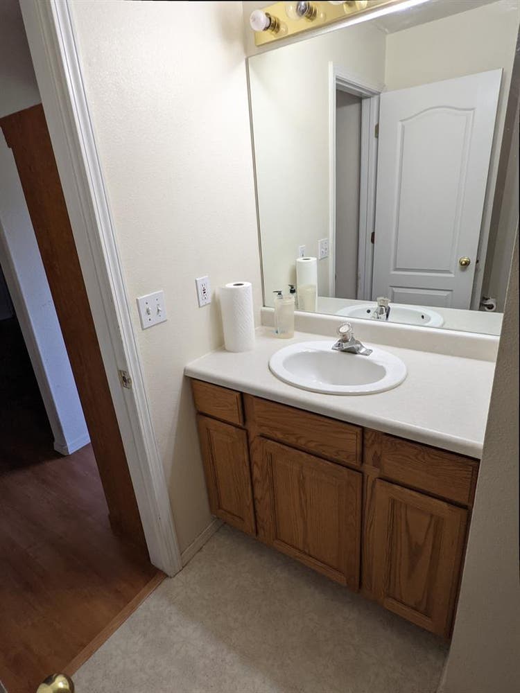 Apartment in downtown CDA