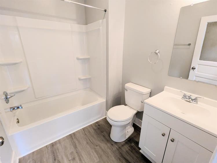 Cozy Furnished Home w/ Backyard
