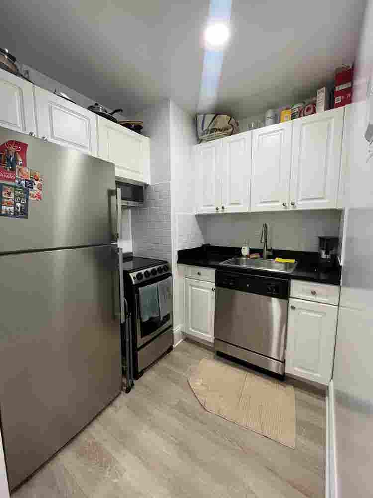 ✨ Convenient Room in Midtown South✨