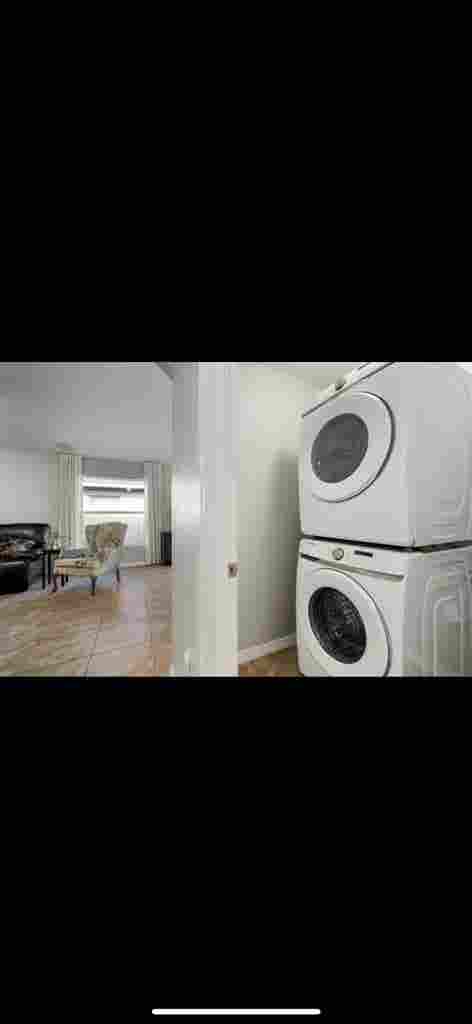 Looking for female roommate