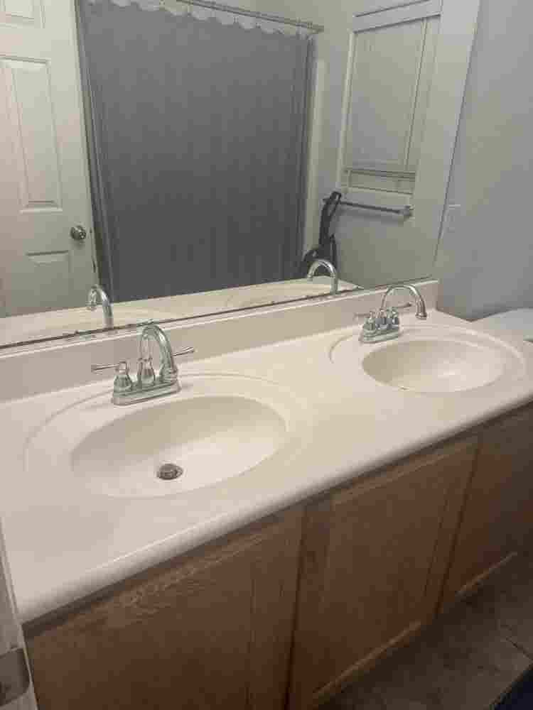 Room available 750 month