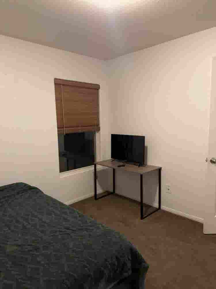 Room available 750 month