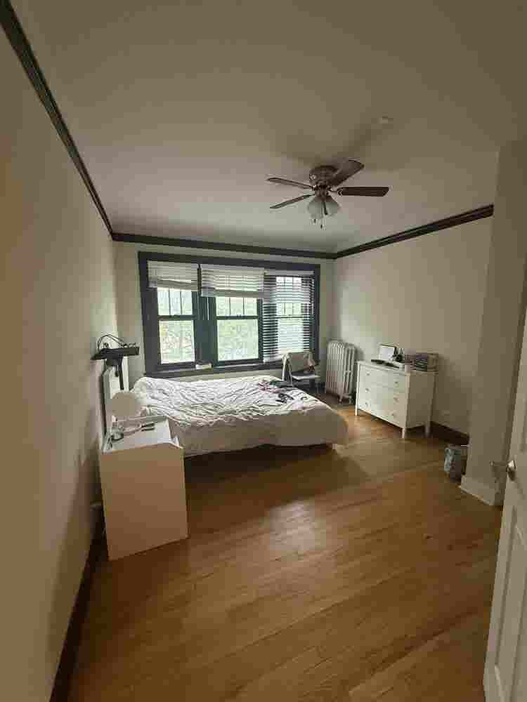 Spacious 2-Bedroom 