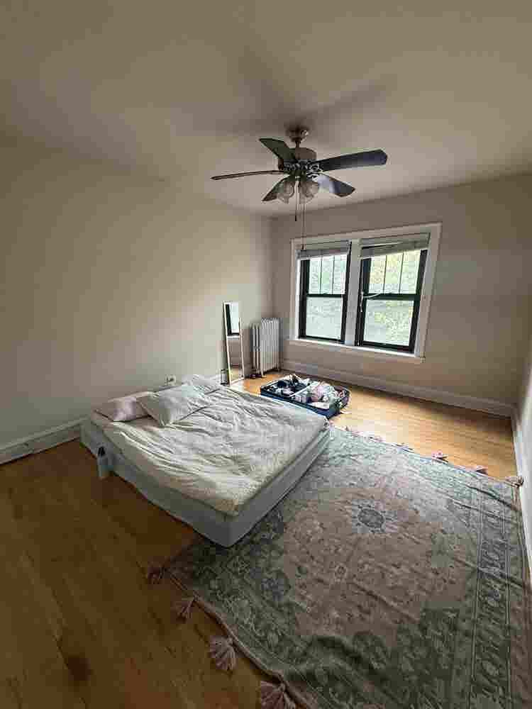 Spacious 2-Bedroom 