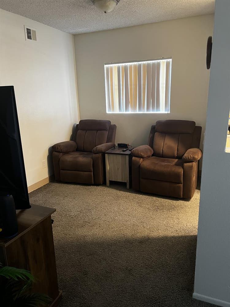 Furnished Room