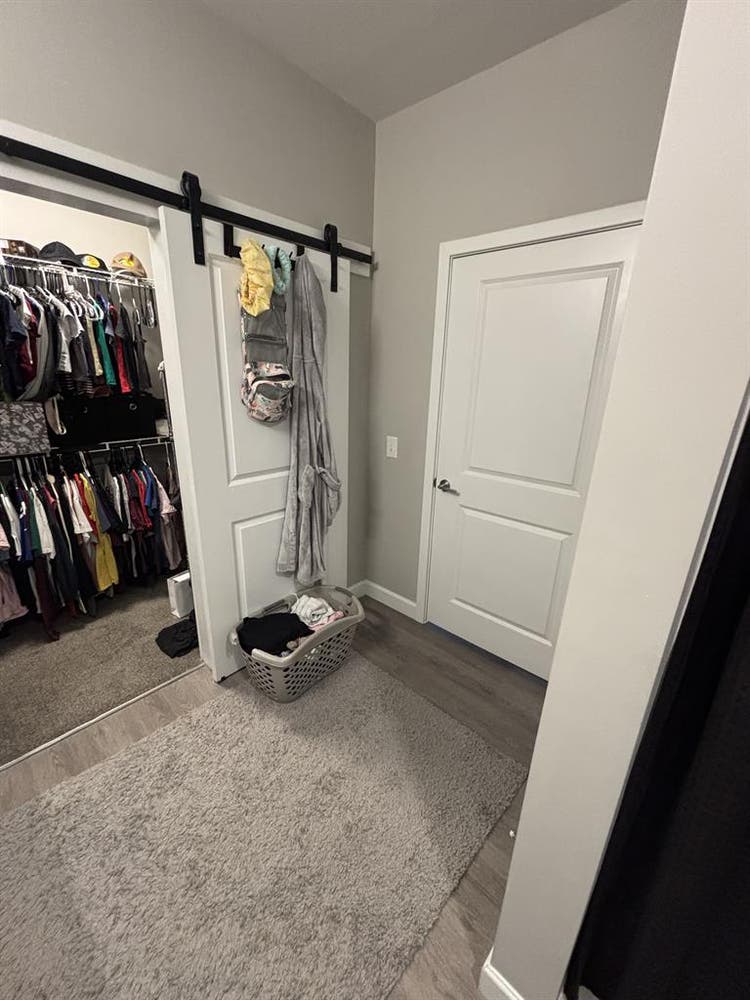 1 bed/bath in a  apartment