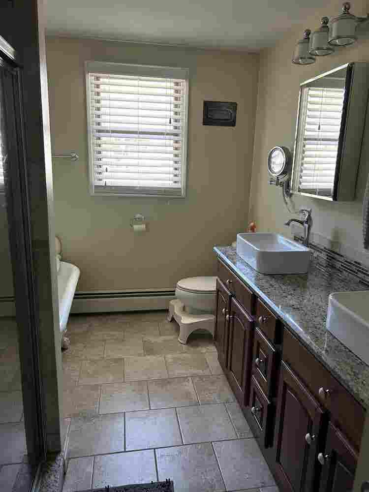 Bedroom for rent