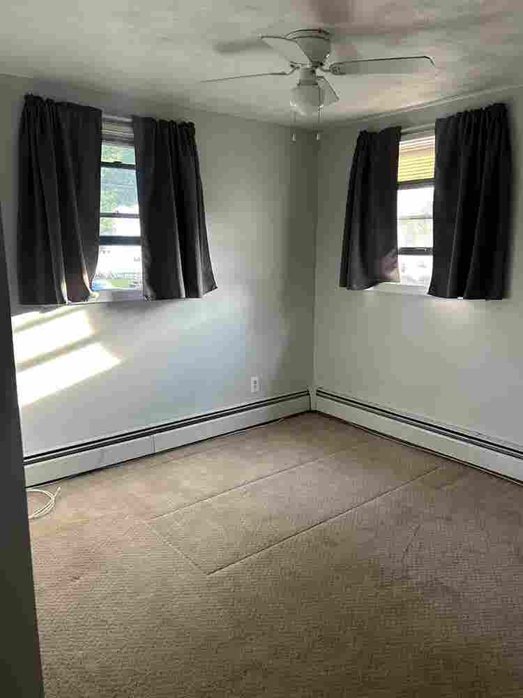 Bedroom for rent