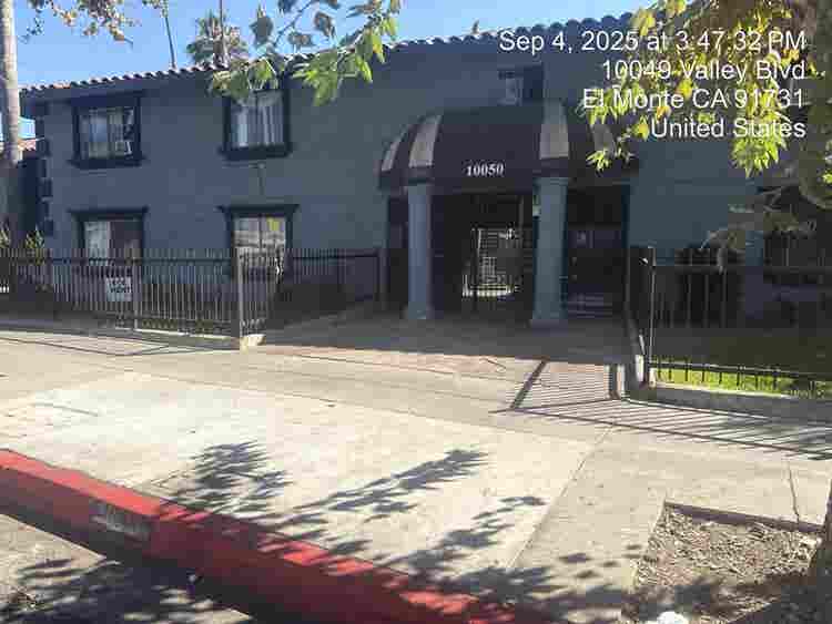 Near schools, parks, shopping ,