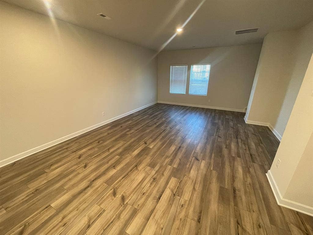 4 BR in Charlotte