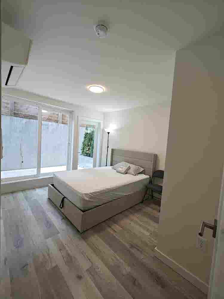 FRUNISHED Bedroom- Modern Townhouse
