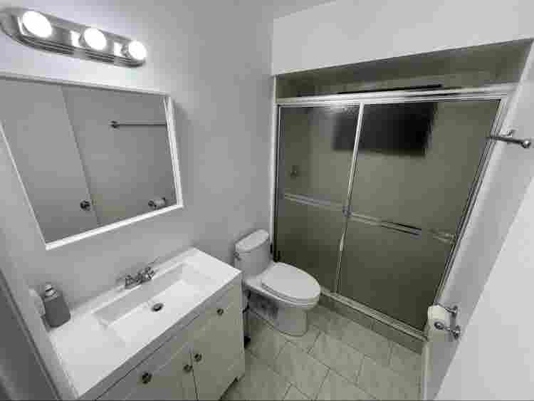 Cuarto amueblado Westchester/Doral
