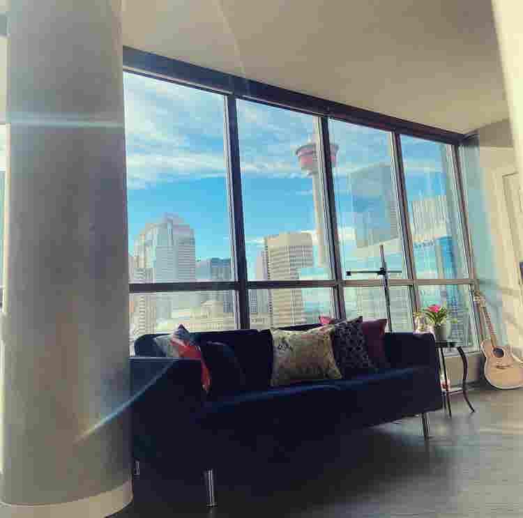Private room + bathroom & balcony