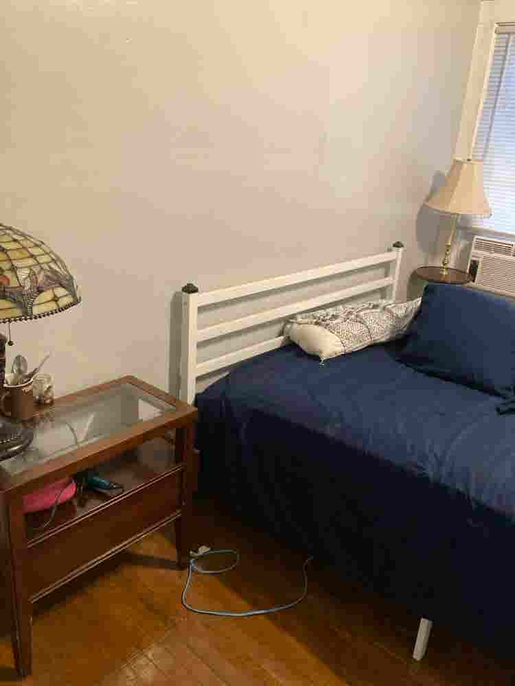 Looking for dependable roommate