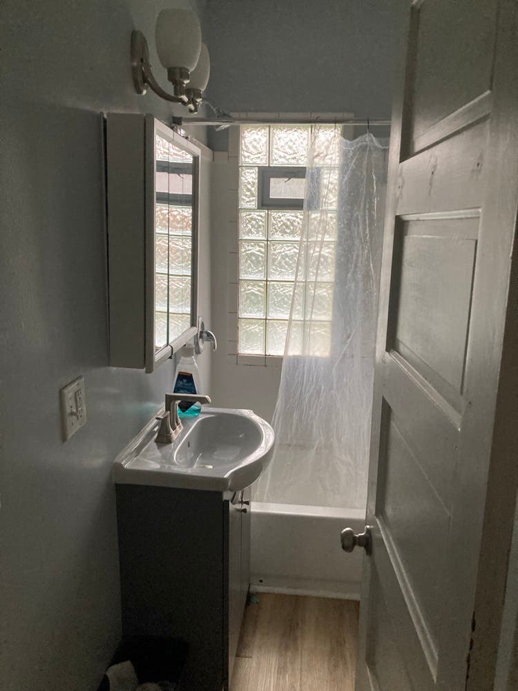 Looking for dependable roommate
