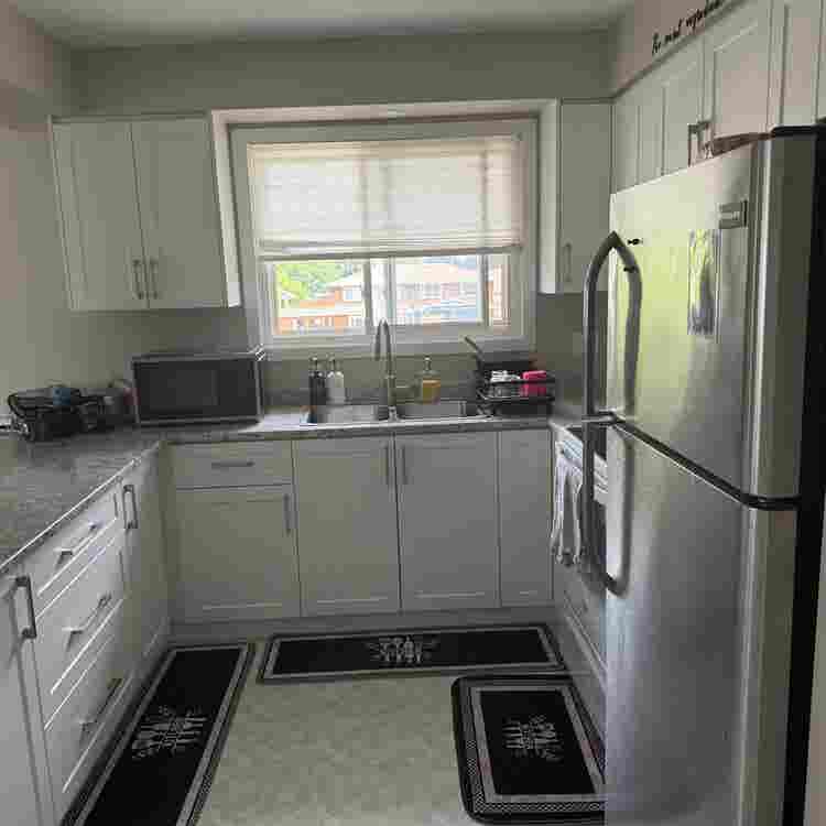 Spare room for rent