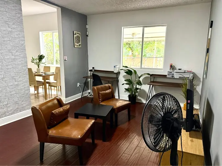 SE RENTA HABITACIÓN COMPARTIDA $