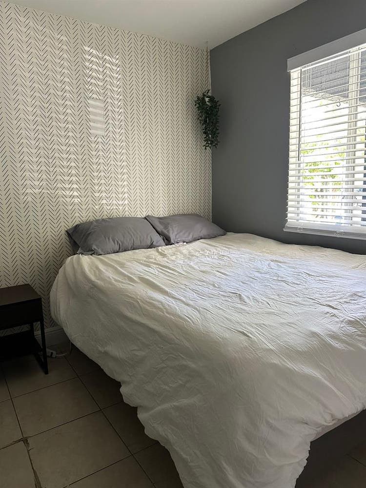 SE RENTA HABITACIÓN COMPARTIDA