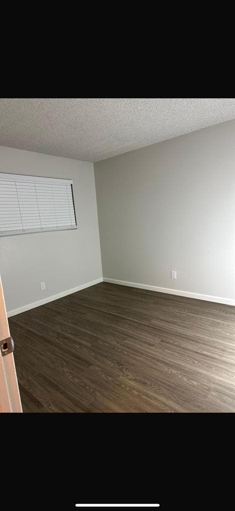 Room for rent / first floor