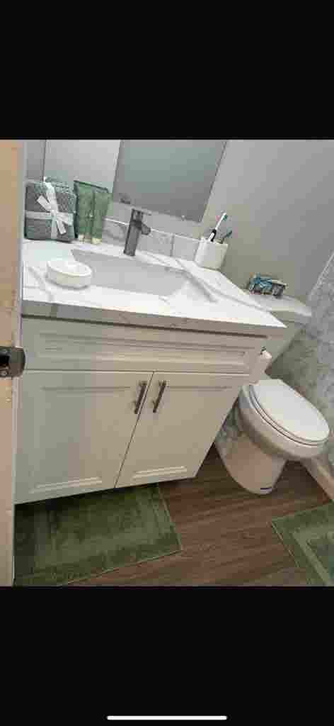 Room for rent / first floor