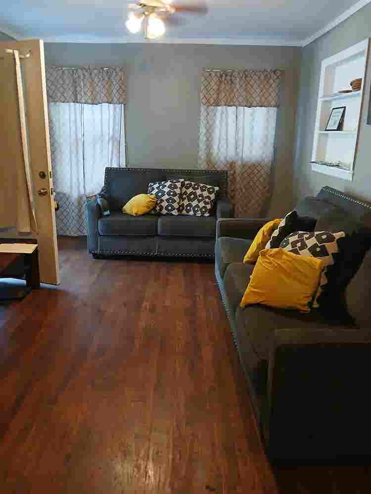 AFFORDABLE ROOM NEAR UNIVERSITIES 
