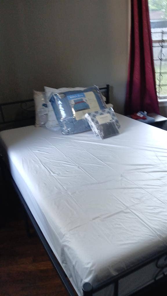 AFFORDABLE ROOM NEAR UNIVERSITIES 