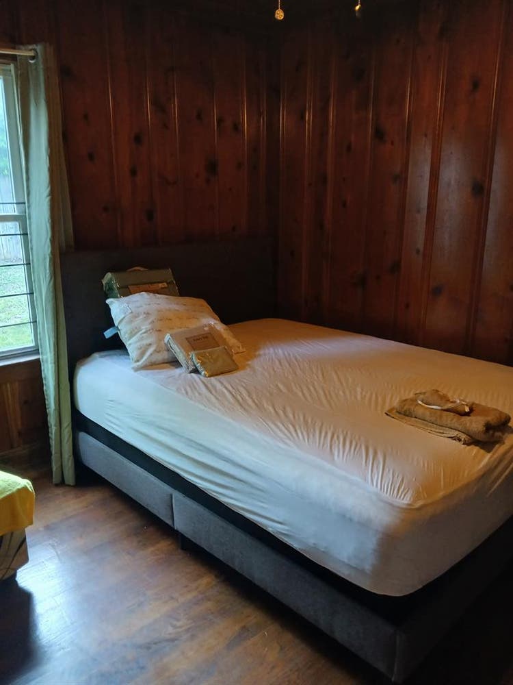 AFFORDABLE ROOM NEAR UNIVERSITIES 