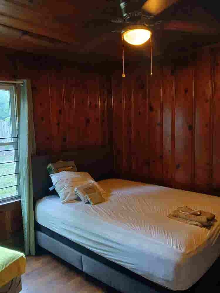 AFFORDABLE ROOM NEAR UNIVERSITIES 