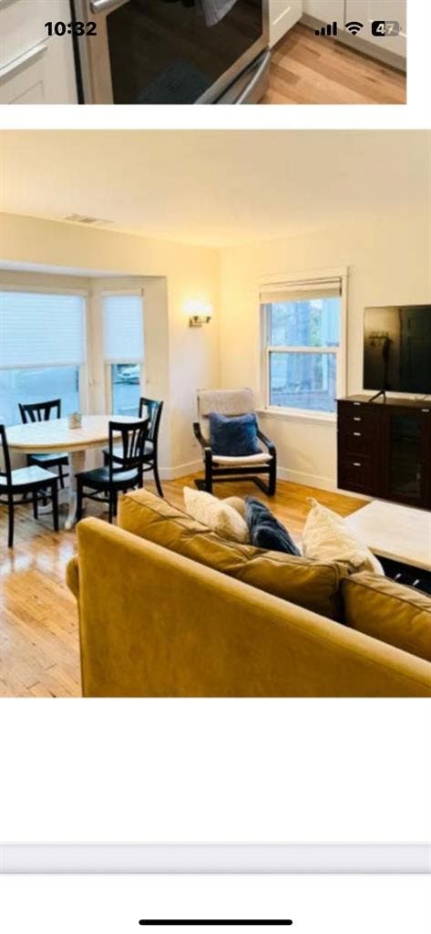 Live by the beach in a private room