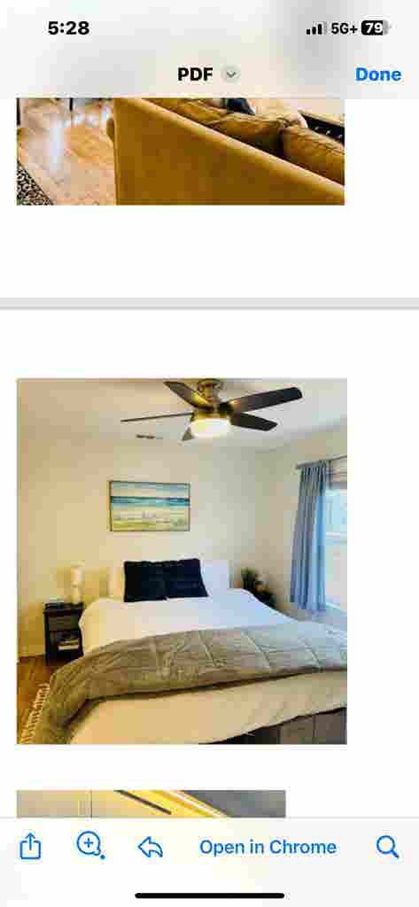Live by the beach in a private room
