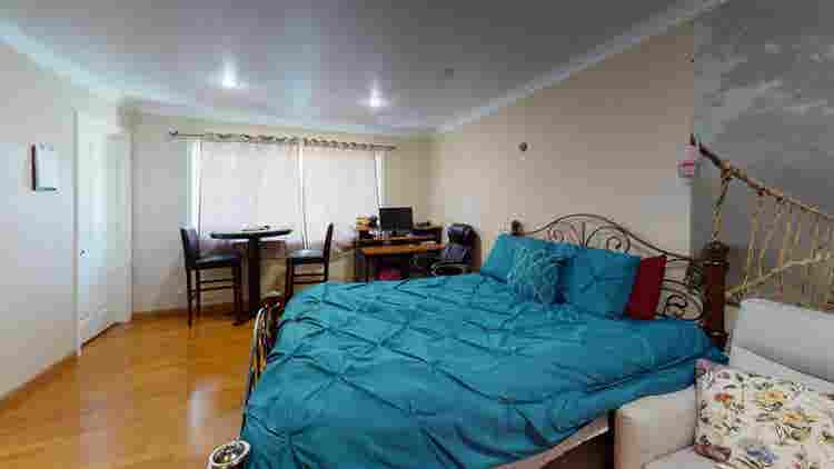 1 BR in Sunnyvale