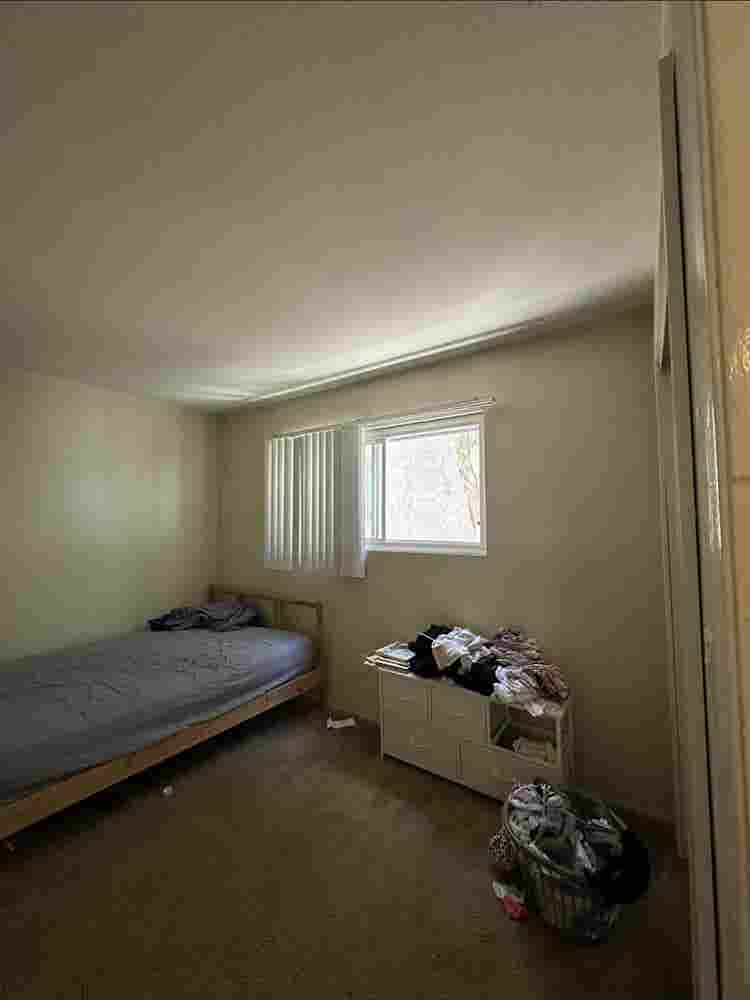 ISO ROOMMATES IN REDONDO BEACH