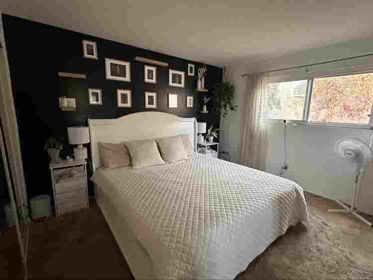 ISO ROOMMATES IN REDONDO BEACH