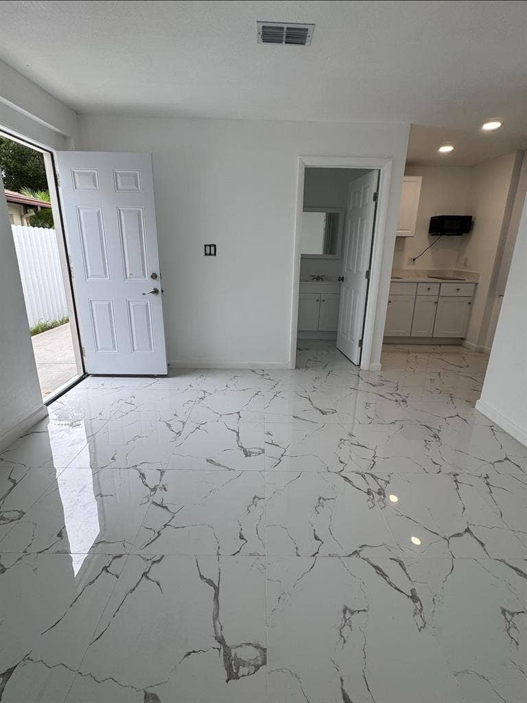 For Rent: Ready to Move In!